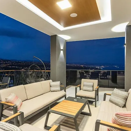 Titanium * Οπατία