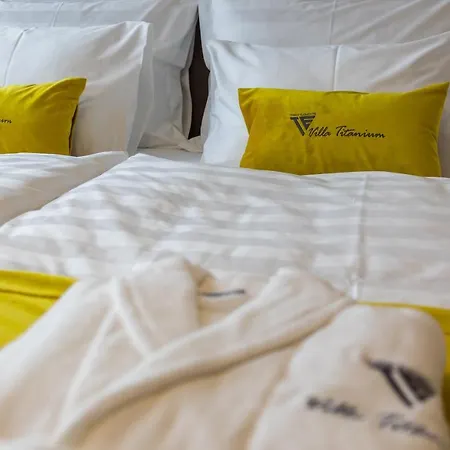 Titanium * Οπατία