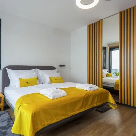 Titanium * Οπατία